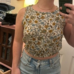 Self Contrast Floral Top